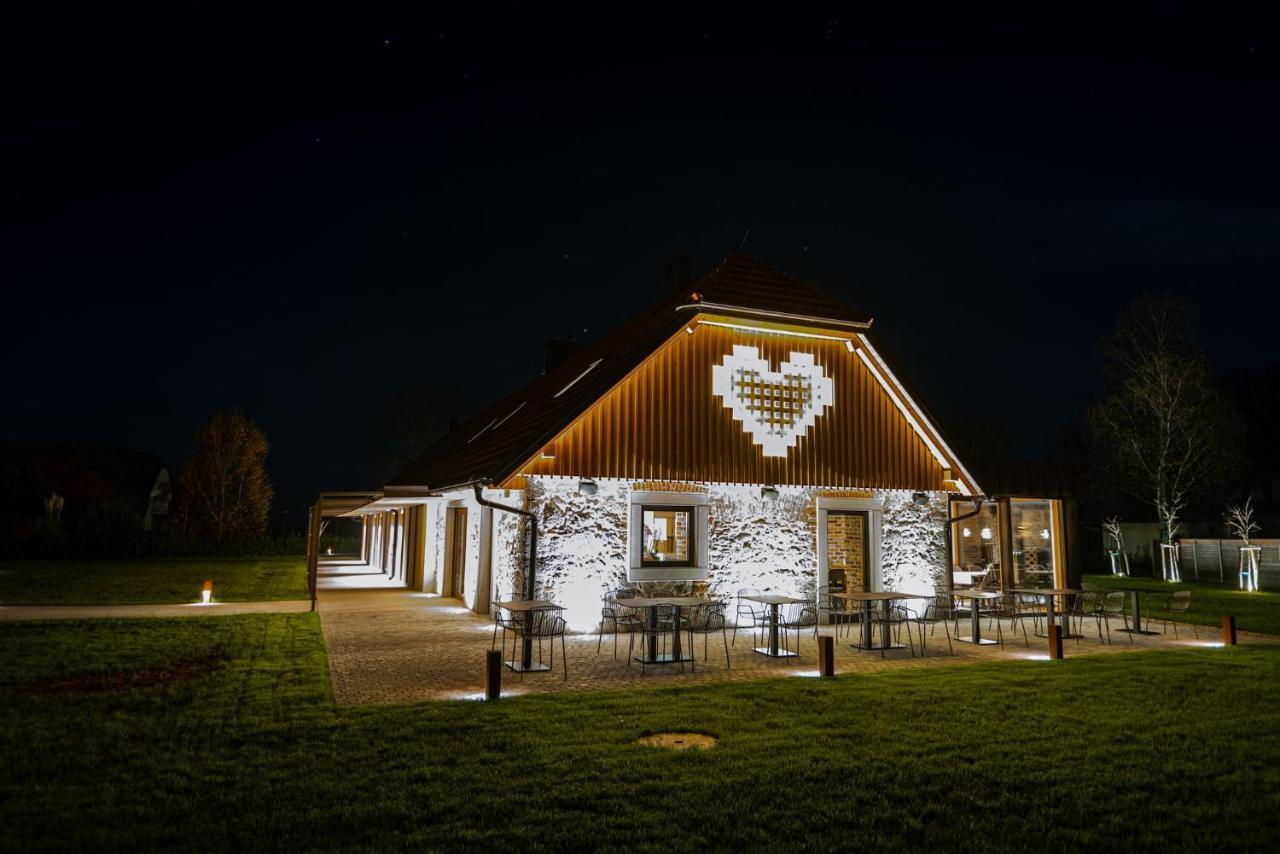 Resort Village Majer Gradac Εξωτερικό φωτογραφία