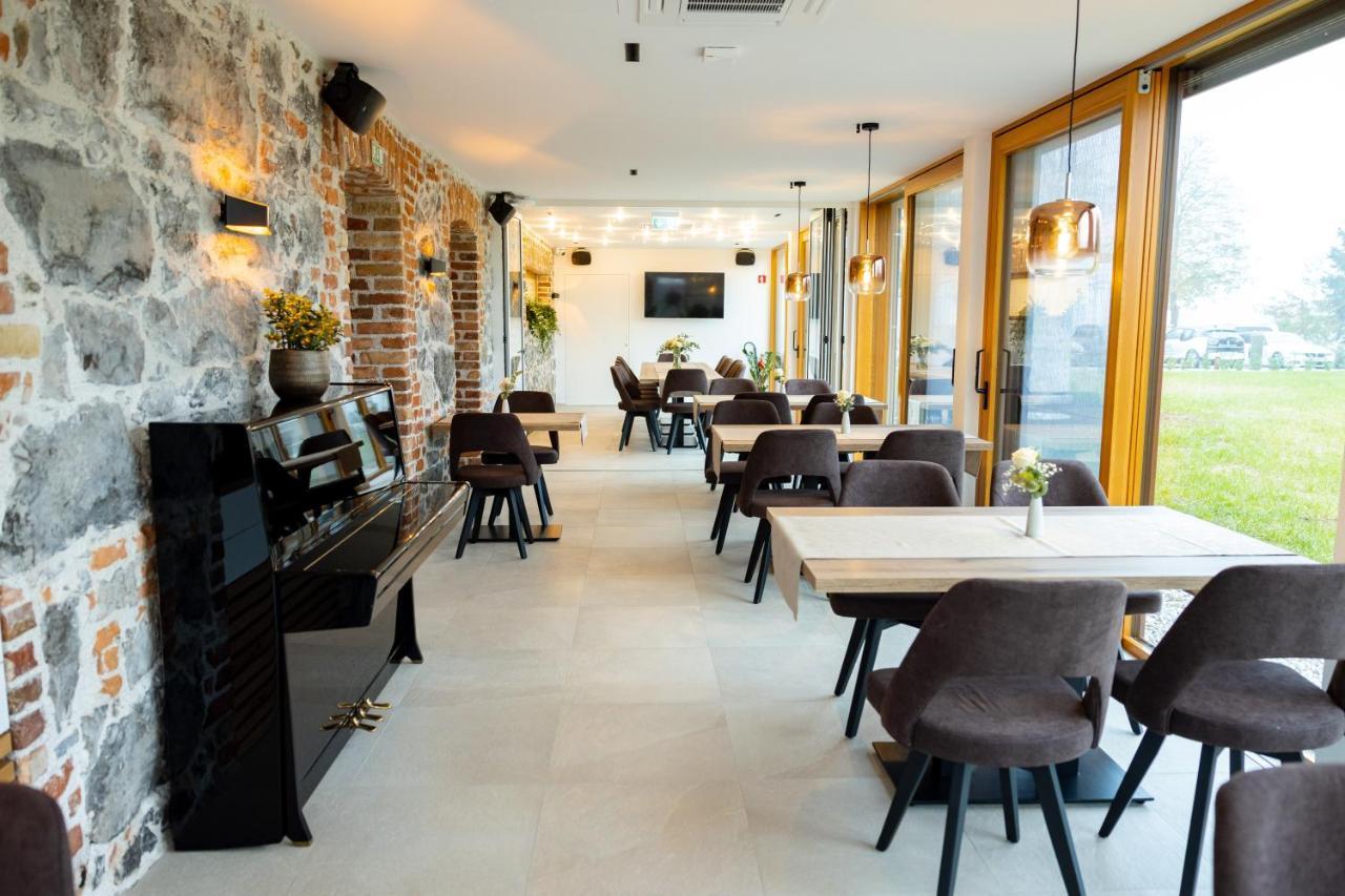 Resort Village Majer Gradac Εξωτερικό φωτογραφία